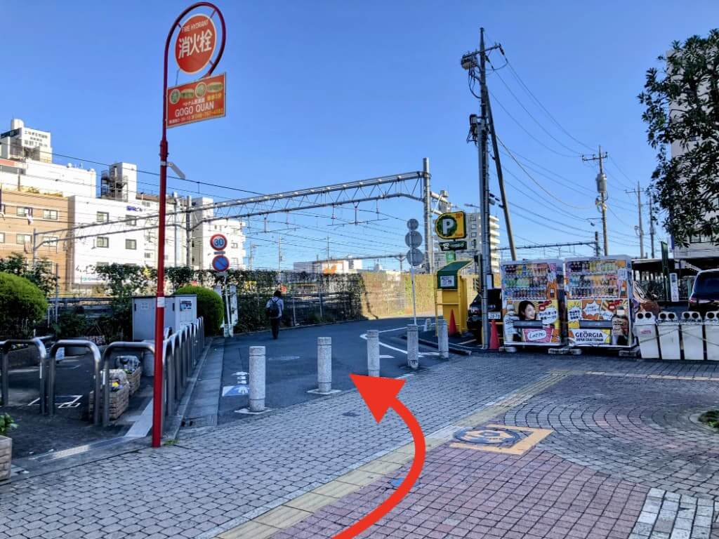 南浦和店 駅からの道順 2