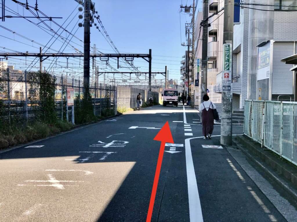 南浦和店 駅からの道順 3
